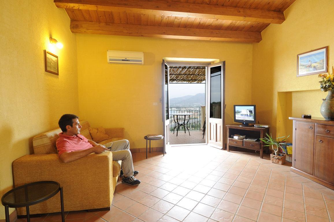 Residence Casa Torretta Джойоза Мареа Екстериор снимка